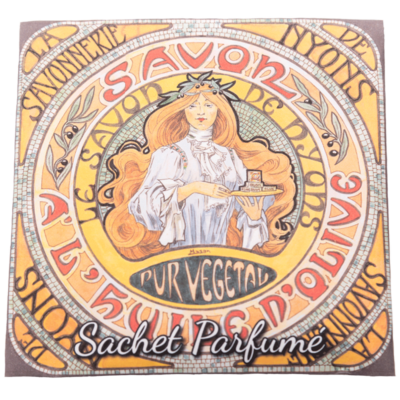 Sachet Parfumé à la rose avec une illustration Art Deco inspirée des tableaux d'Alphonse Mucha de la collection Linge de maison "Sachets Parfumés" - Fabriqué en France par La Savonnerie de Nyons