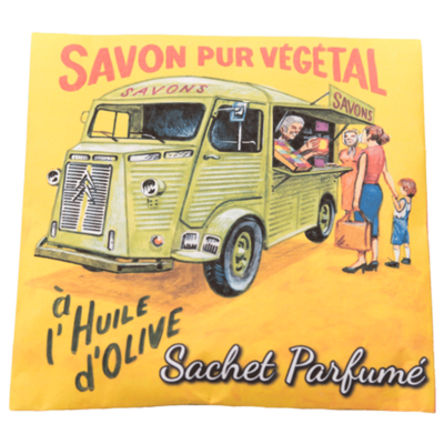 Sachet Parfumé à la fleur de coton avec une illustration retro de camionette de la collection Linge de maison "Sachets Parfumés" - Fabriqué en France par La Savonnerie de Nyons