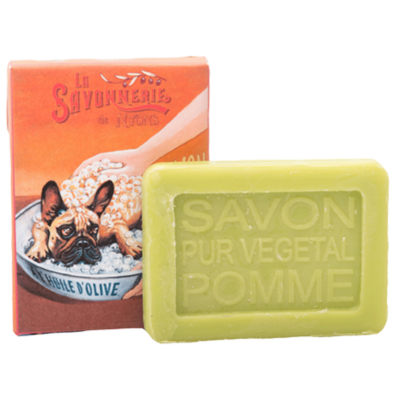 Mini savon rectangle de 25g à la pomme avec un emballage papier illustré par un chien bulldog de la collection "Mini savons" - Fabriqué en France par La Savonnerie de Nyons