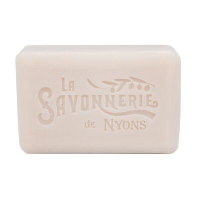 Savon de 200g à la fleur d'amandier avec emballage papier avec une illustration aquarelle d'un amandier en fleur de la collection 