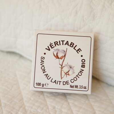 Savon Au Lait de Coton Bio | La Savonnerie de Nyons Savon rond au lait de coton Bio de la collection de savons