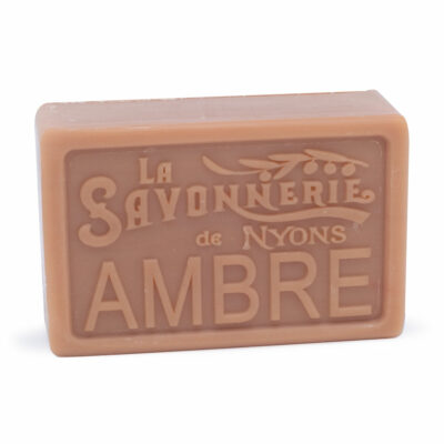 Pain de savon surgras parfumé d'Ambre de Grasse, contenant de l'Huile d'Olive de Nyons et beurre de Karité BIO.