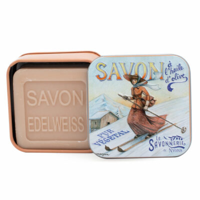 Savons dans une boite en métal avec une illustration de sport d'hiver et ski de la collection de savons  "Boites avec Savons"