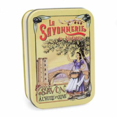 Savon de 200g à la rose dans une boite en metal vintage illustrée par un dessin retro d'un paysage avec un pont  de la collection "Boites avec Savons" - Fabriqué en France par La Savonnerie de Nyons