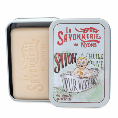 Savon de 200g à la verveine dans une boite en metal vintage illustrée par un dessin retro representant une scene d'ecole d'antan de la collection "Boites avec Savons"